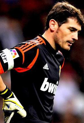 هل ينهي آرسنال رحلة كاسياس مع ريال مدريد؟